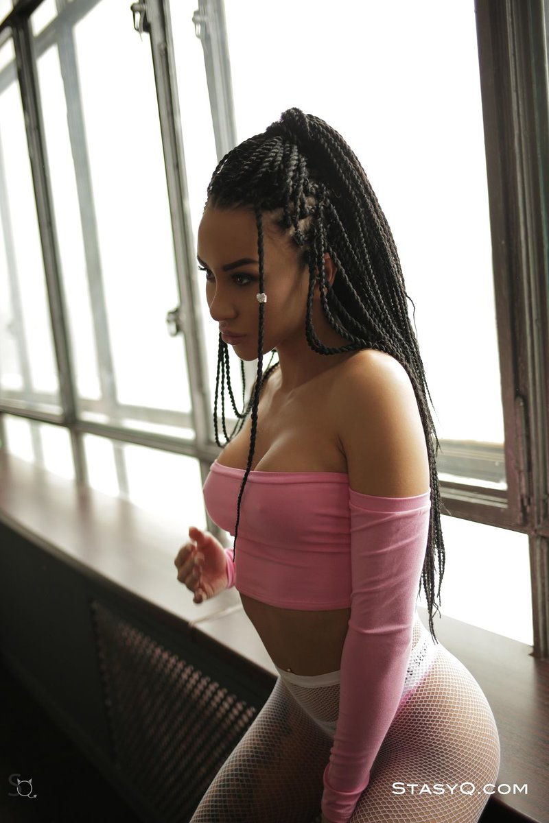 Софа, 22 года, 2 размер груди